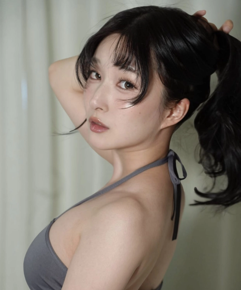 Hình ảnh Kasumi Tsukino bikini sexy cuốn hút