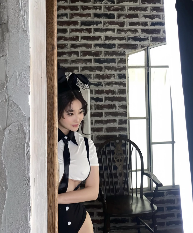 Hình ảnh Kasumi Tsukino bikini sexy điệu đà