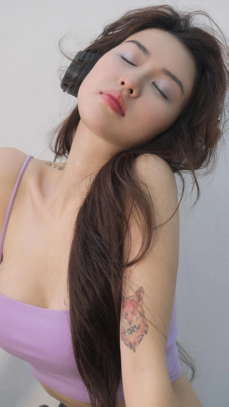 Hình ảnh quyên qui mặc bikini đẹp