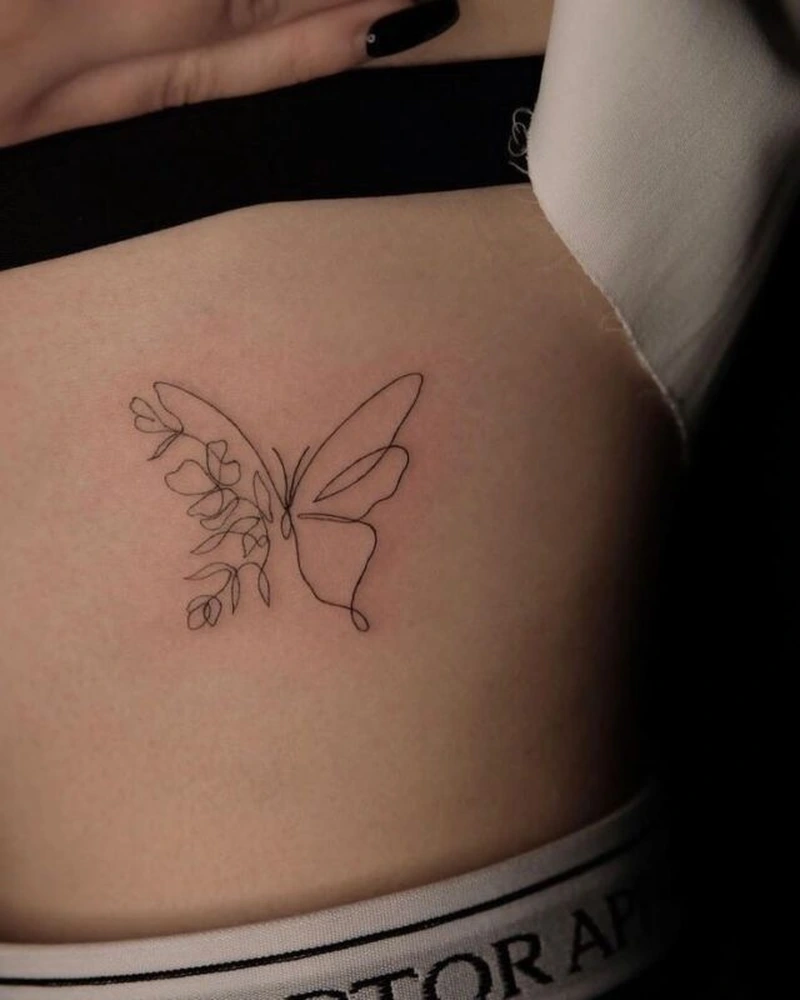 Tattoo mông nữ nghệ thuật cùng đường nét uyển chuyển cuốn hút