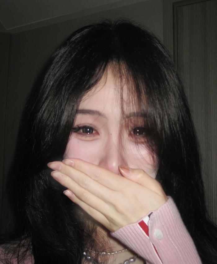 ảnh cô gái buồn nhẹ nhàng