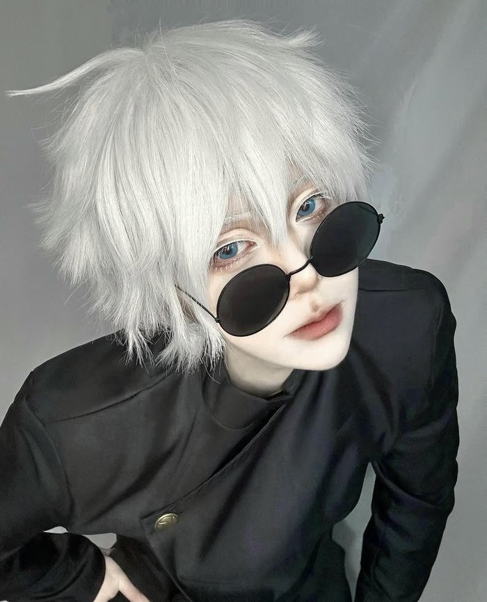 ảnh cosplay gojo thần thái tự nhiên