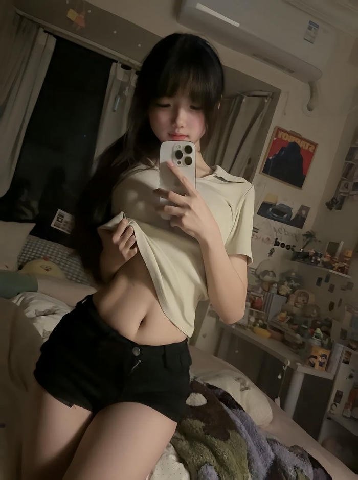 ảnh gái ngon sexy nhẹ khoe eo