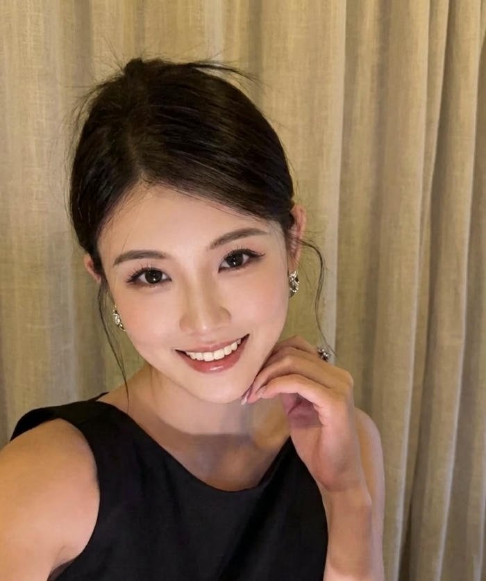 ảnh gái xinh cười tươi tắn