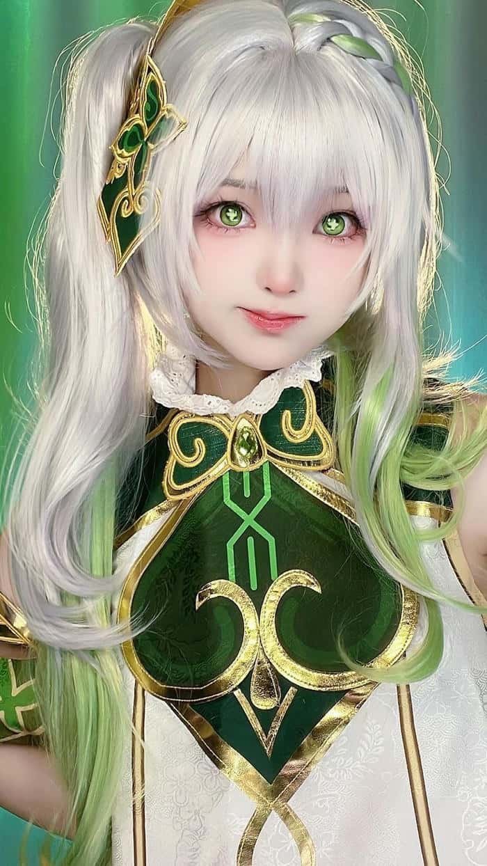 ảnh nahida cosplay mắt to tròn