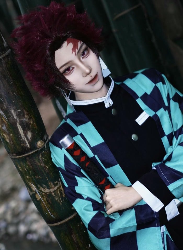 ảnh tanjiro cosplay nét đẹp nhẹ