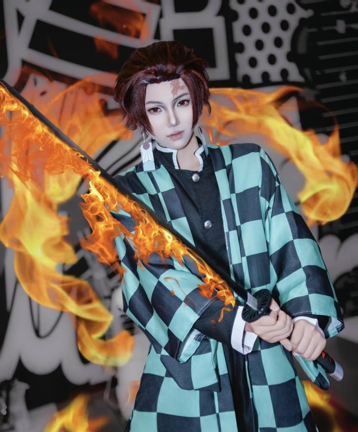 ảnh tanjiro cosplay nhìn ưa mắt