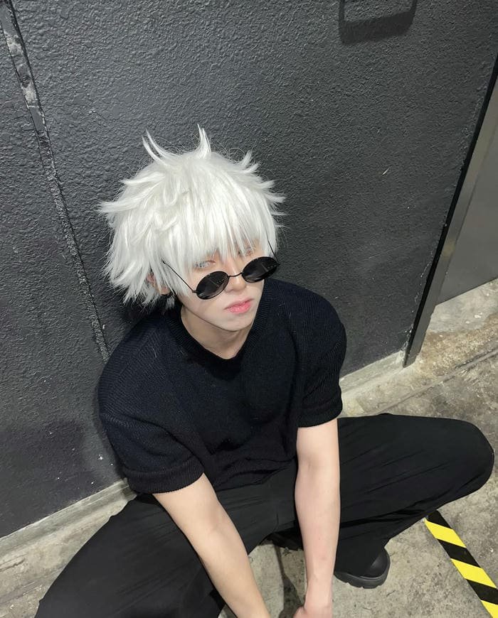 cosplay gojo tóc trắng nổi bật