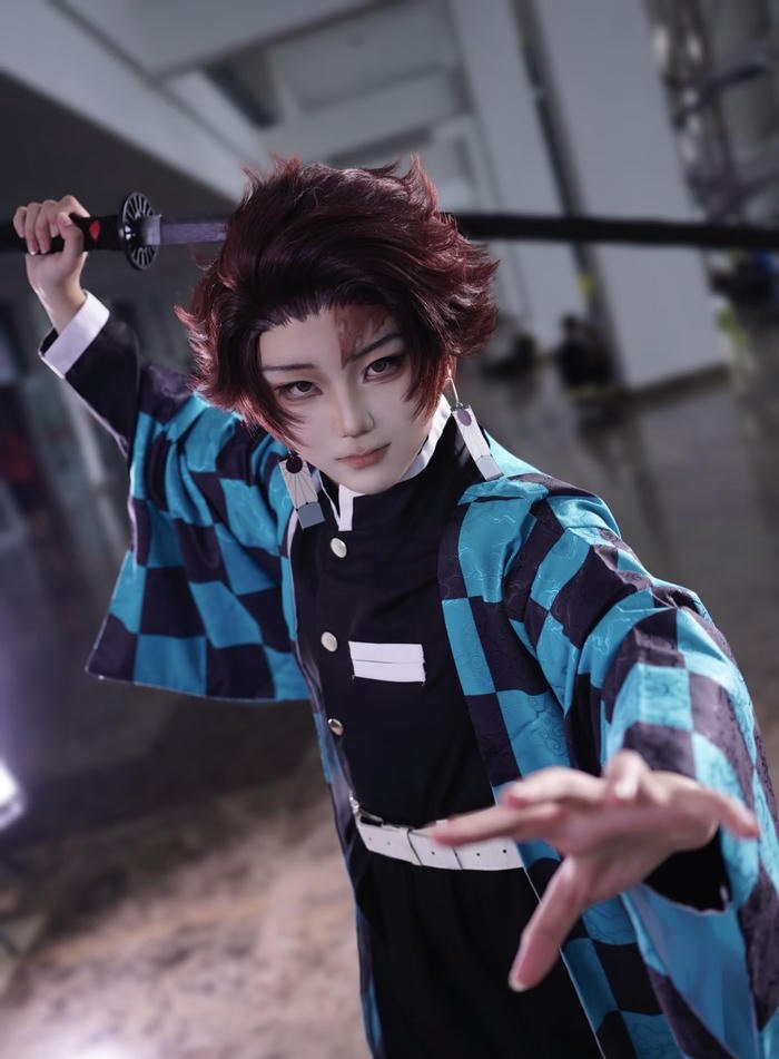 cosplay tanjiro diện mạo ưa nhìn