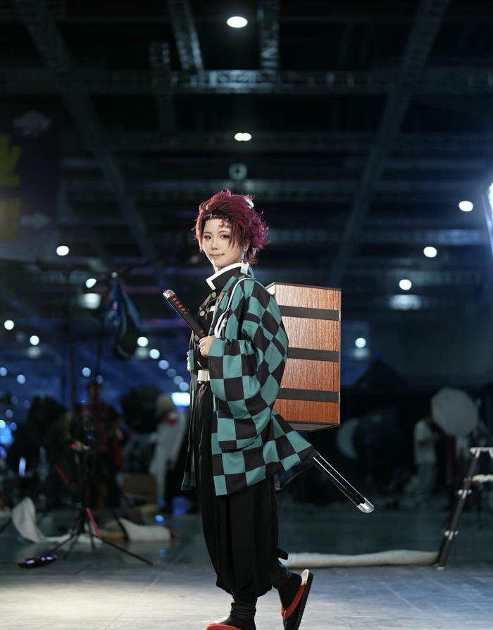 cosplay tanjiro ngoại hình dễ nhìn