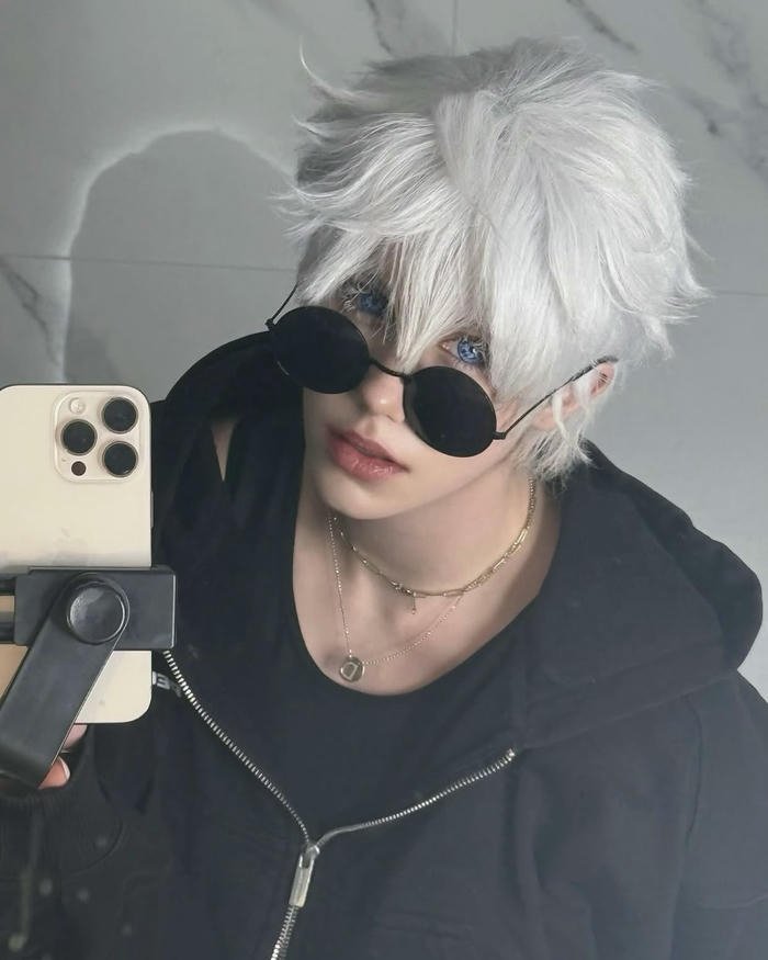 hình ảnh cosplay gojo diện mạo ngầu