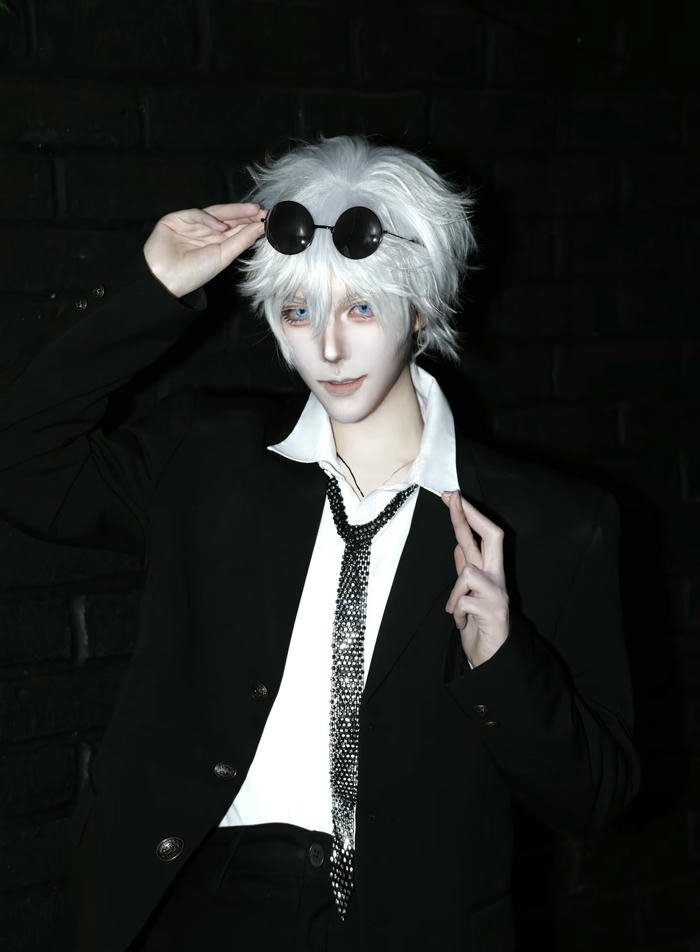 hình ảnh cosplay gojo thần thái mạnh