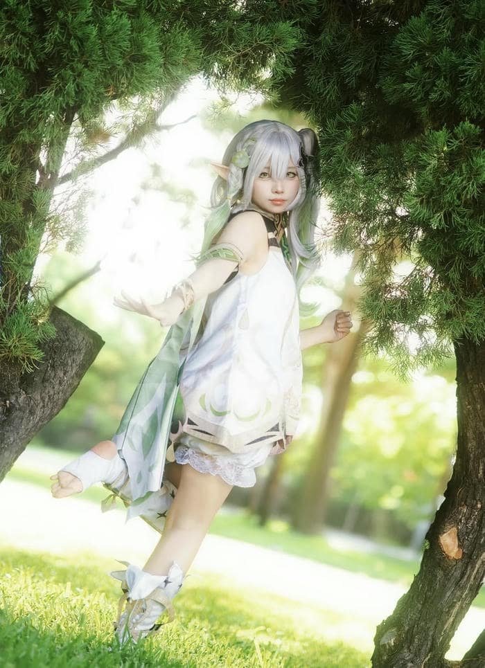 hình ảnh gái xinh cosplay nahida