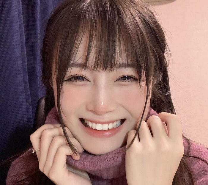 hình ảnh gái xinh cười rạng rỡ