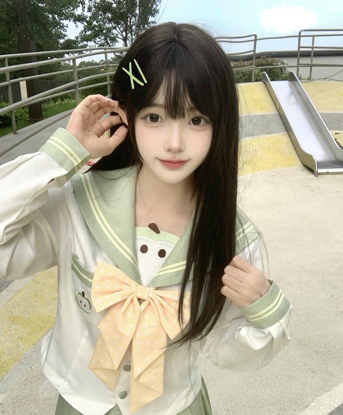 hình ảnh gái xinh cute vui tươi