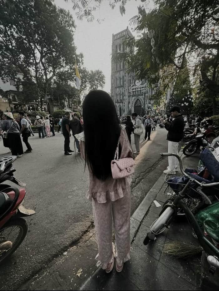 hình ảnh girl phố quần ống đứng