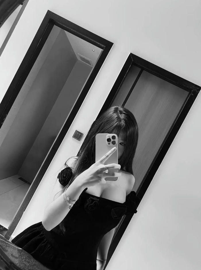 hình girl phố trang phục đường phố chất