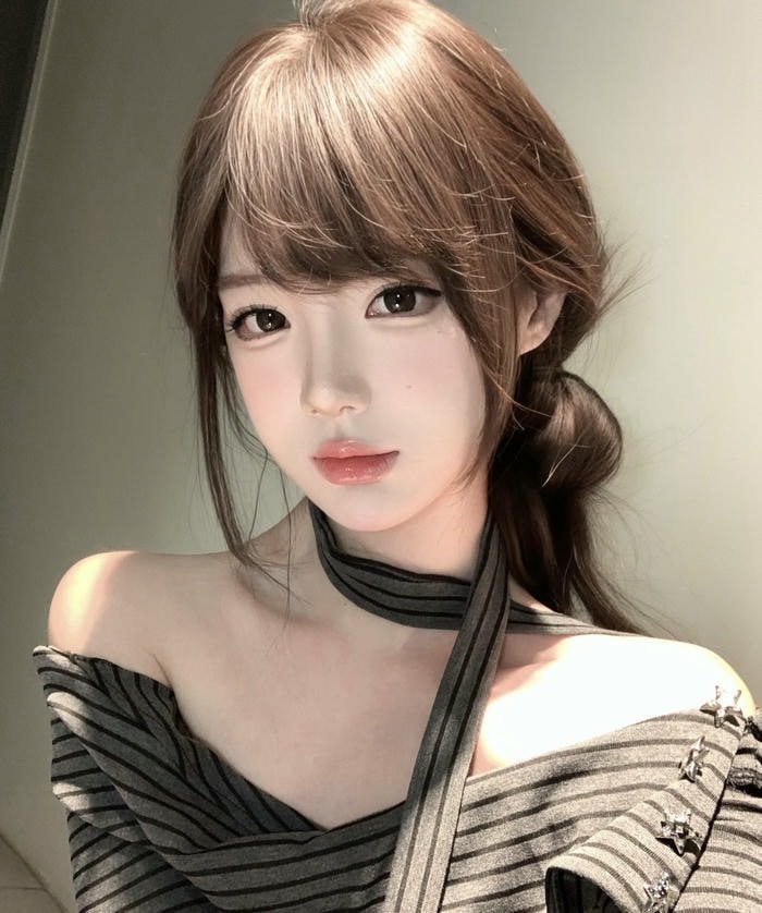 hình mạng gái chụp cận thân