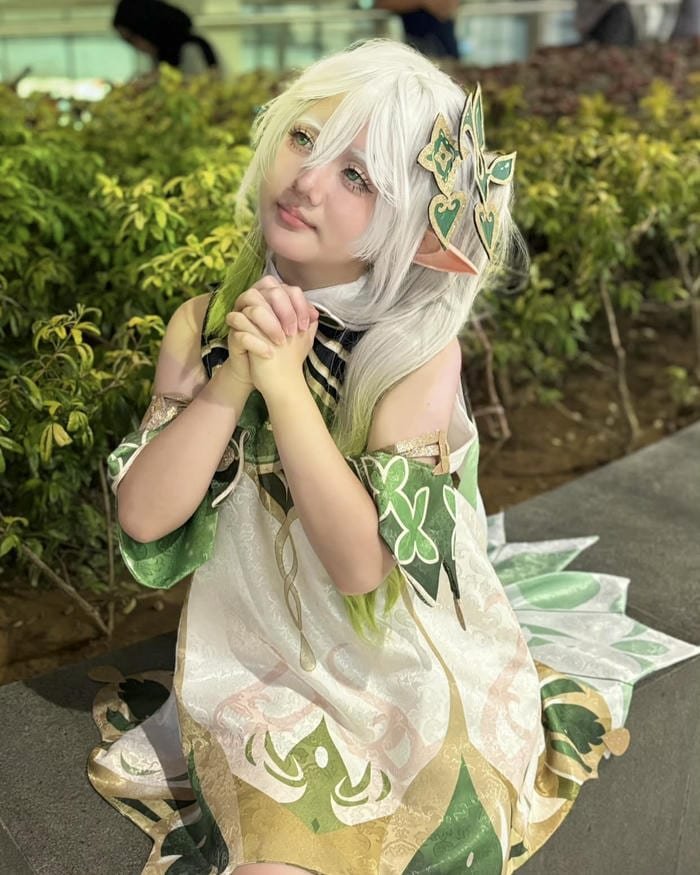 hình nahida cosplay phong cách anime