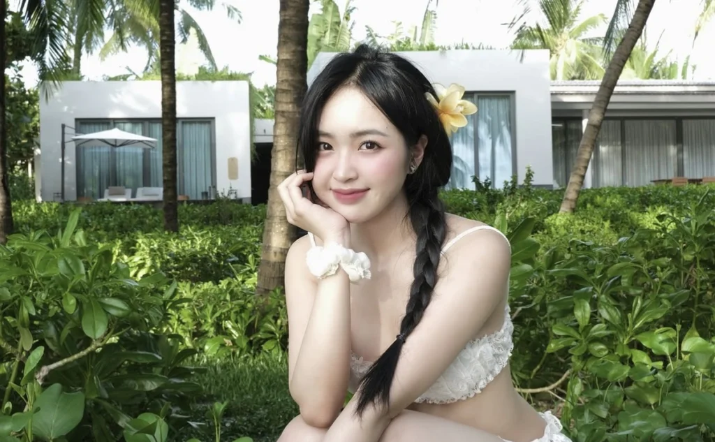 lê phương anh bikini sexy thumbnail