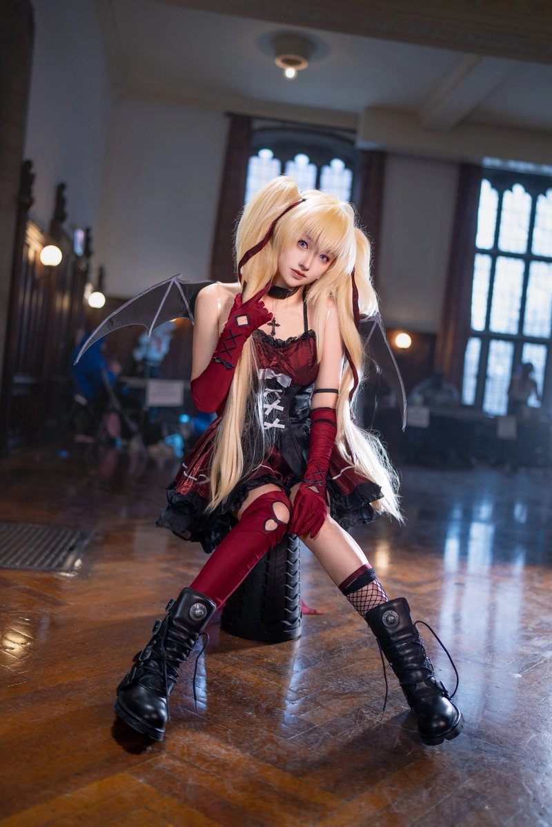 Ảnh Luisa cosplay cùng vẻ đẹp thanh thoát quyến rũ