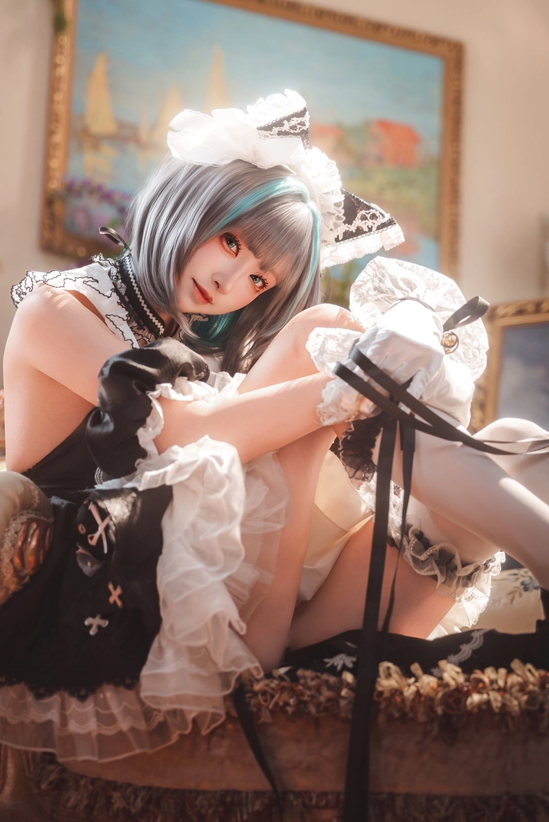 Ảnh Luisa cosplay với vóc dáng gợi cảm quyến rũ