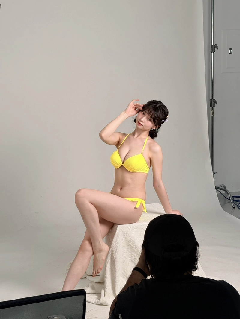 Ảnh Seto Kanna bikini sexy màu vàng
