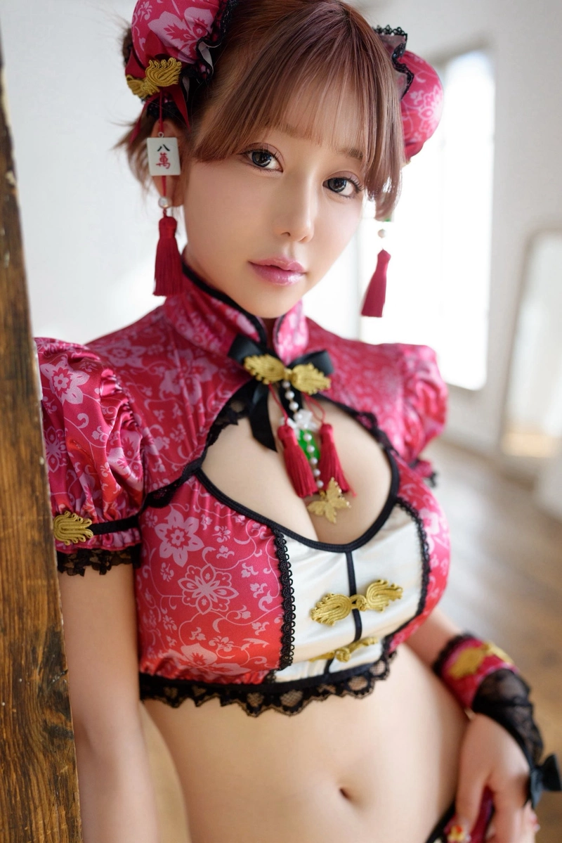 Ảnh gái đẹp Nozomi Arimura bikini sexy nghệ thuật