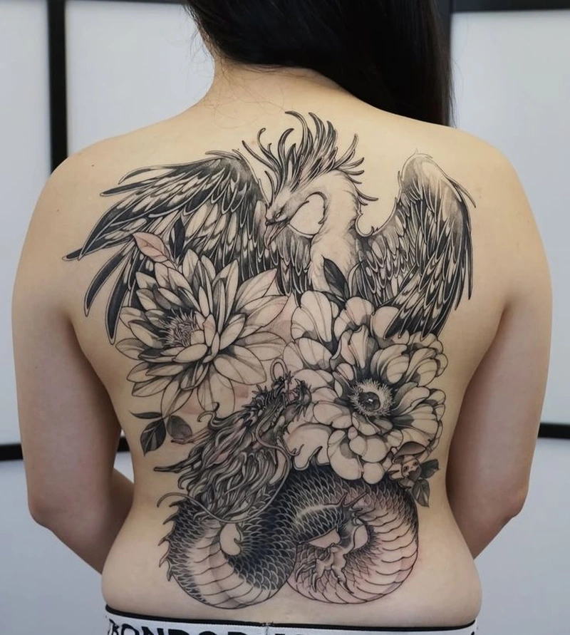 Ảnh mẫu xăm lưng nữ nổi bật với vẻ đẹp nghệ thuật