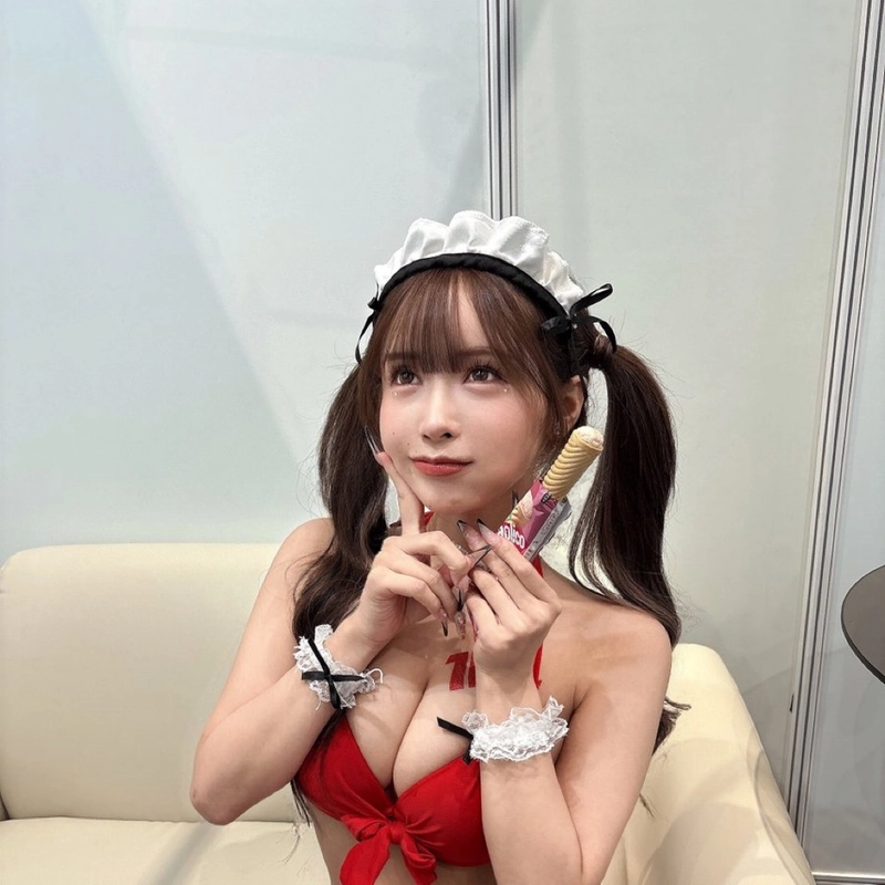 Hình Mitsuri Nagahama bikini sexy dễ thương