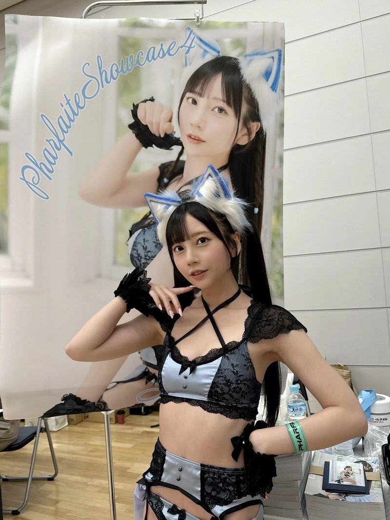 Hình Nanasawa Mia bikini sexy anime đẹp
