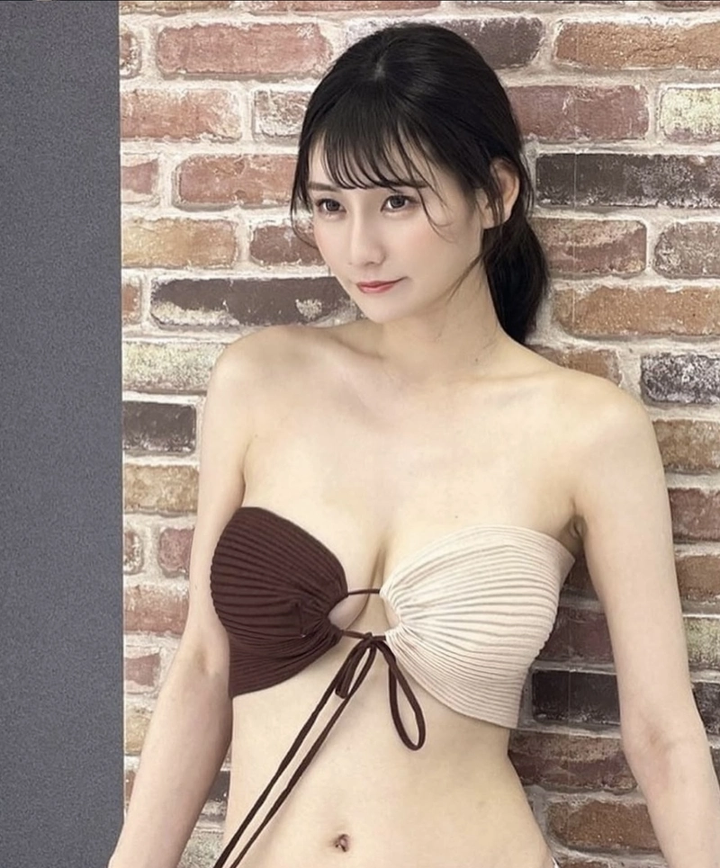 Hình Ria Yamate bikini sexy xinh gái