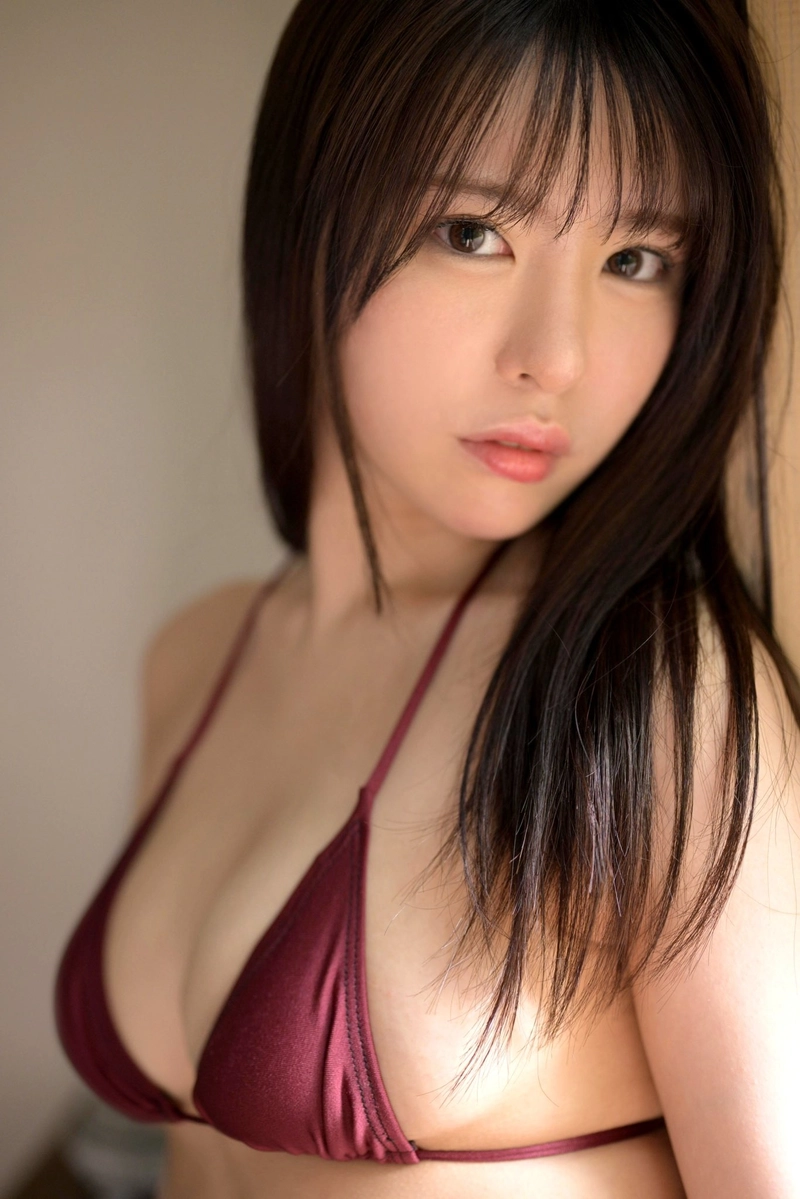 Hot girl Rei Kuroshima bikini sexy quyến rũ