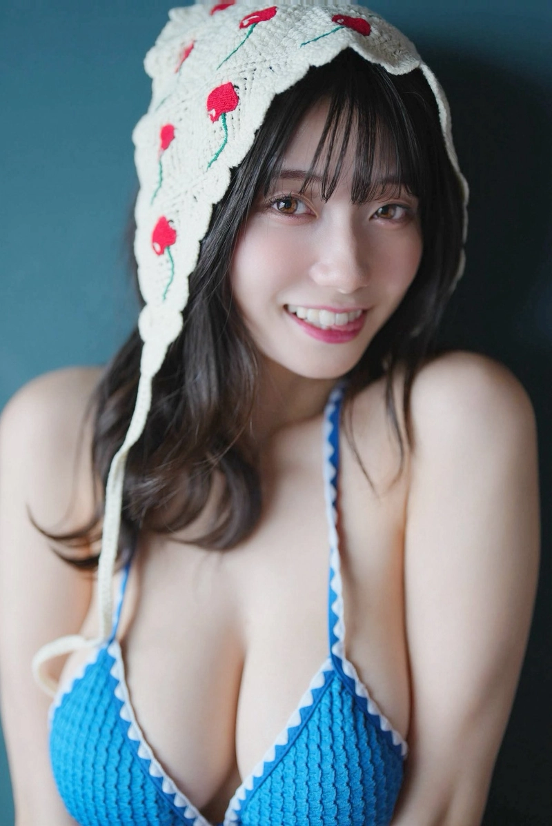 Người mẫu Seto Kanna bikini sexy ngọt ngào