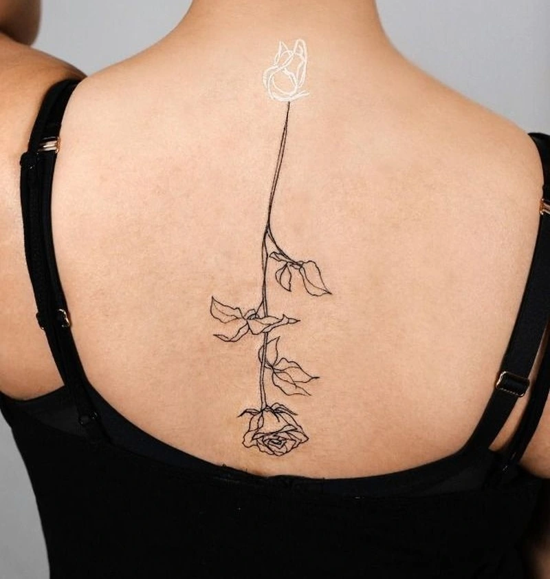 Người yêu tattoo thường tìm kiếm mẫu hình xăm lưng nữ