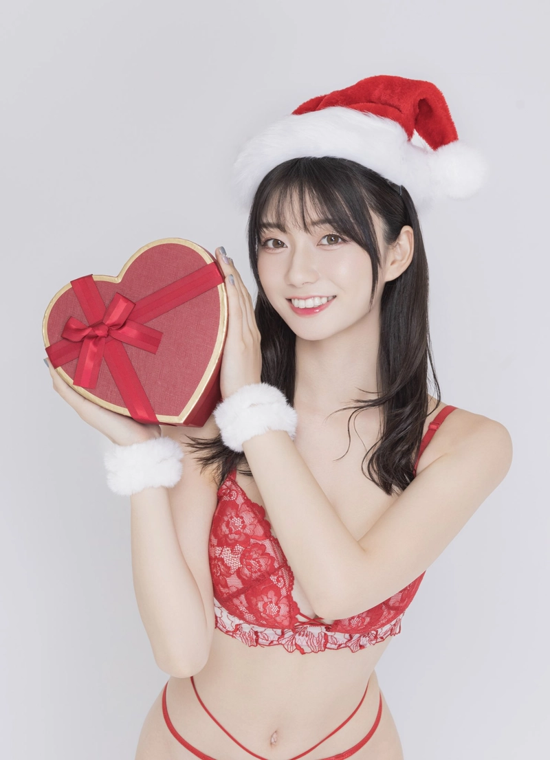 Seto Kanna bikini sexy lễ giáng sỉnh