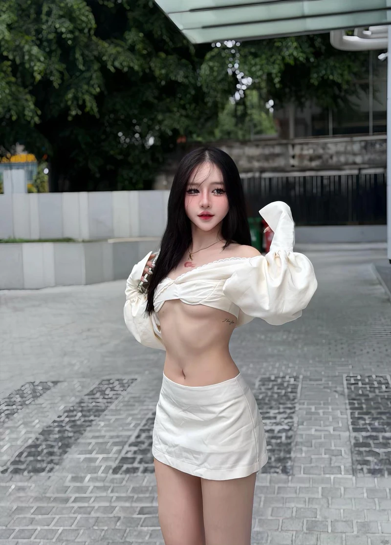 Ảnh Tiffany Thư Gymer Tiktok dâm đãng kiêu sa