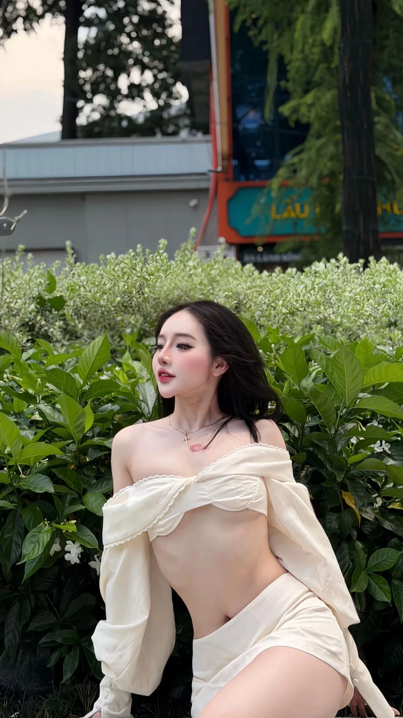 Hình Tiffany Thư Gymer sexy nóng ran ngọt ngào