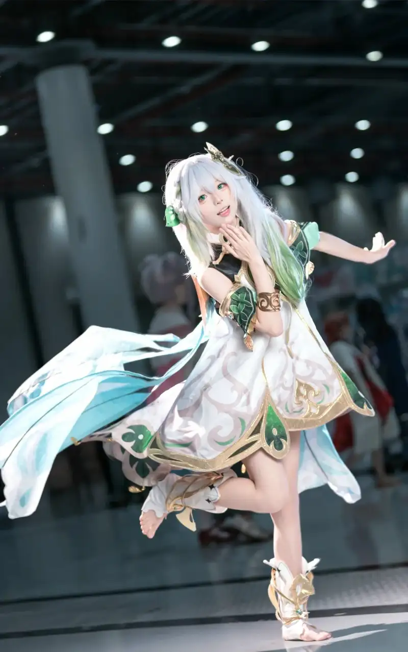 ảnh nahida cosplay nổi bật với tạo hình dễ thương