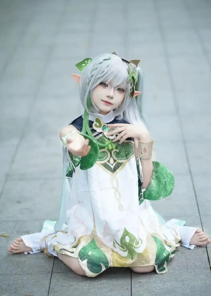 ảnh nahida cosplay nổi tiếng với tạo hình đẹp
