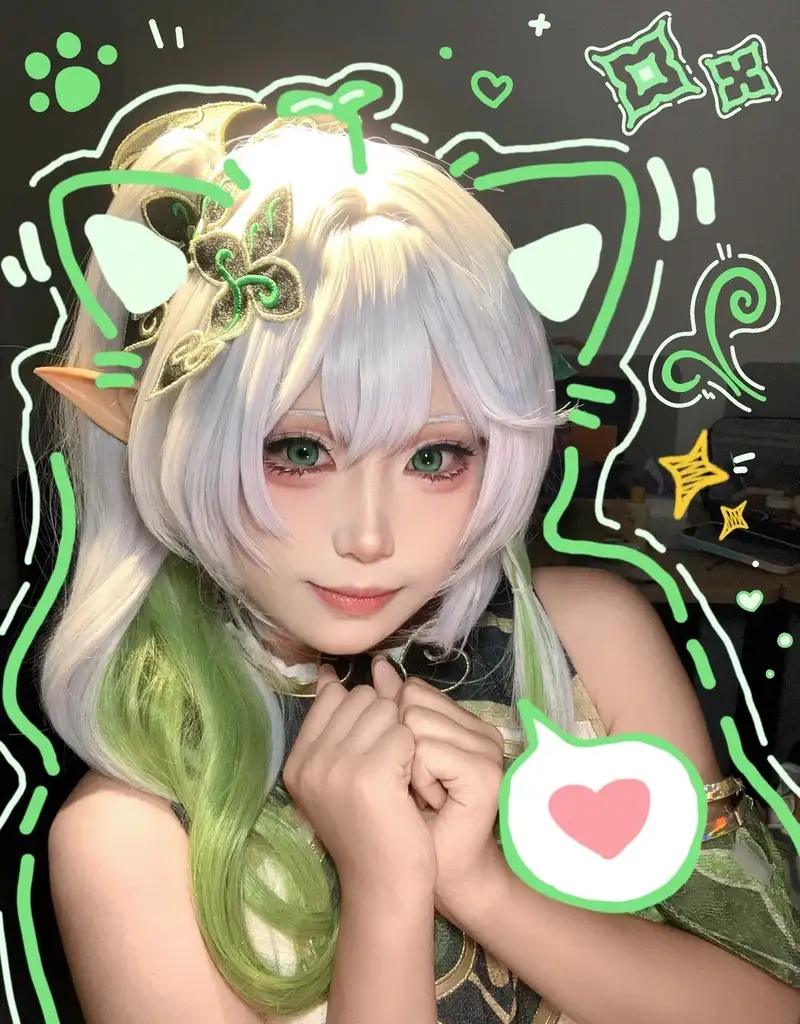 ảnh nahida cosplay với tạo hình chuẩn anime
