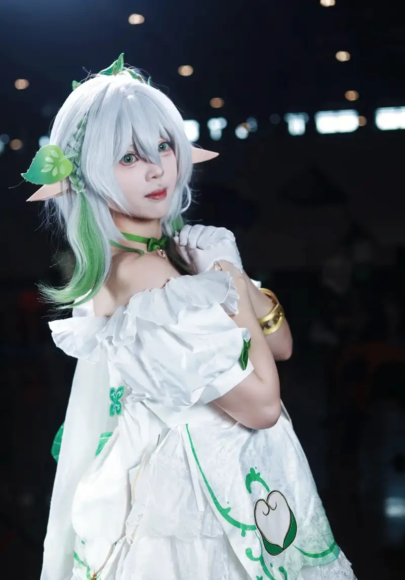 nahida cosplay ảnh chất lượng 4K cực đẹp