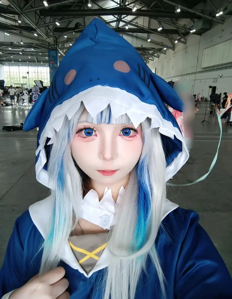 Ảnh Yaoyaoqwq Gawr Gura cosplay nổi tiếng