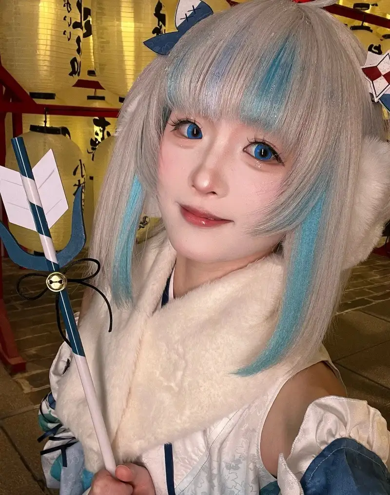 Gawr Gura Yaoyaoqwq cosplay ảnh