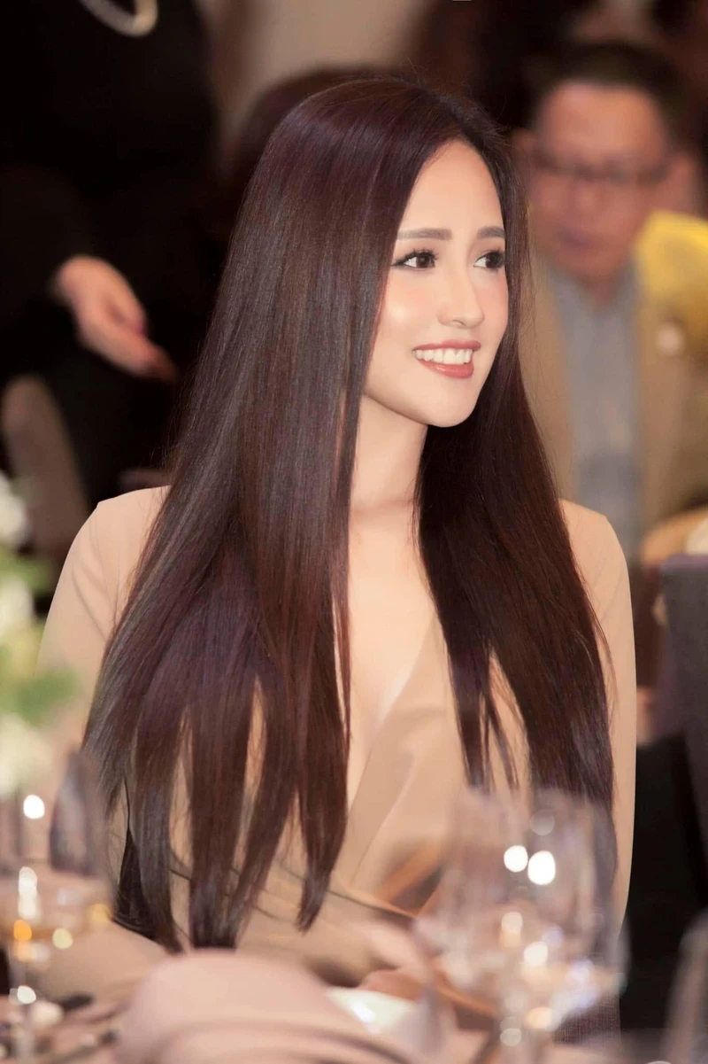 Mai Phương Thúy kiều điểm hấp dẫn