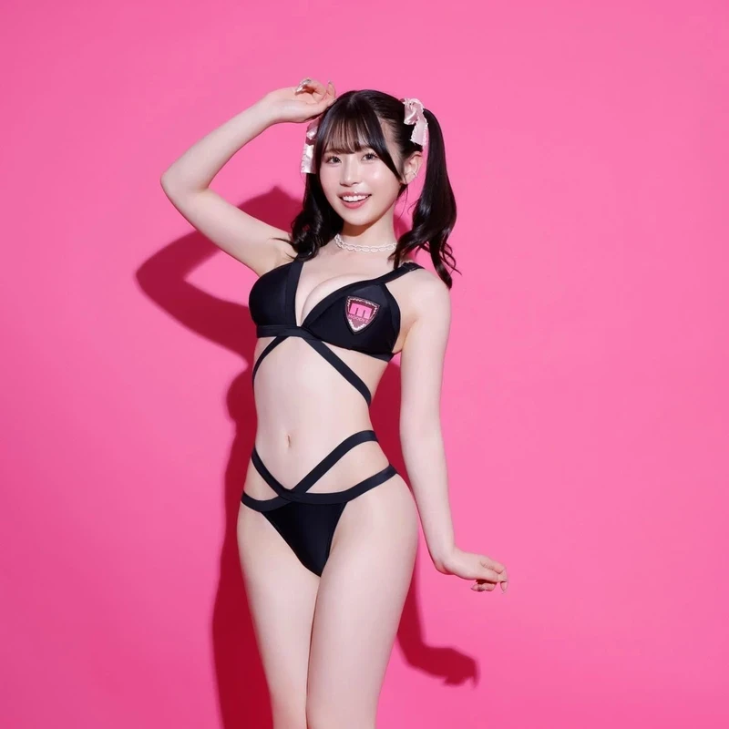 Vòng một to tròn Aoi Ibuki trong ảnh nude gợi cảm