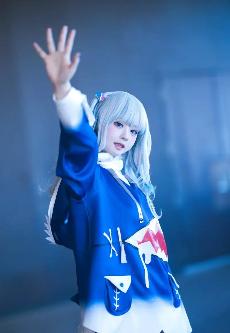 Yaoyaoqwq Gawr Gura cosplay hình ảnh