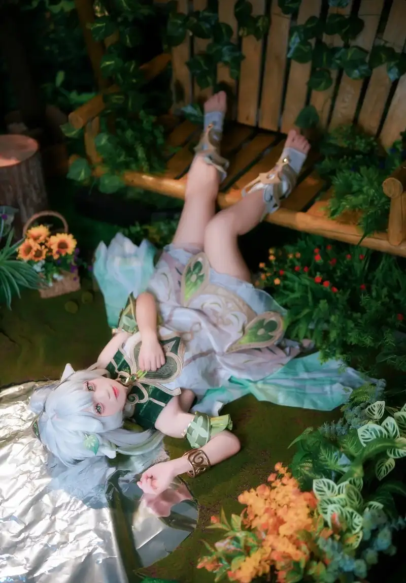ảnh Nahida cosplay Genshin Impact xinh đẹp