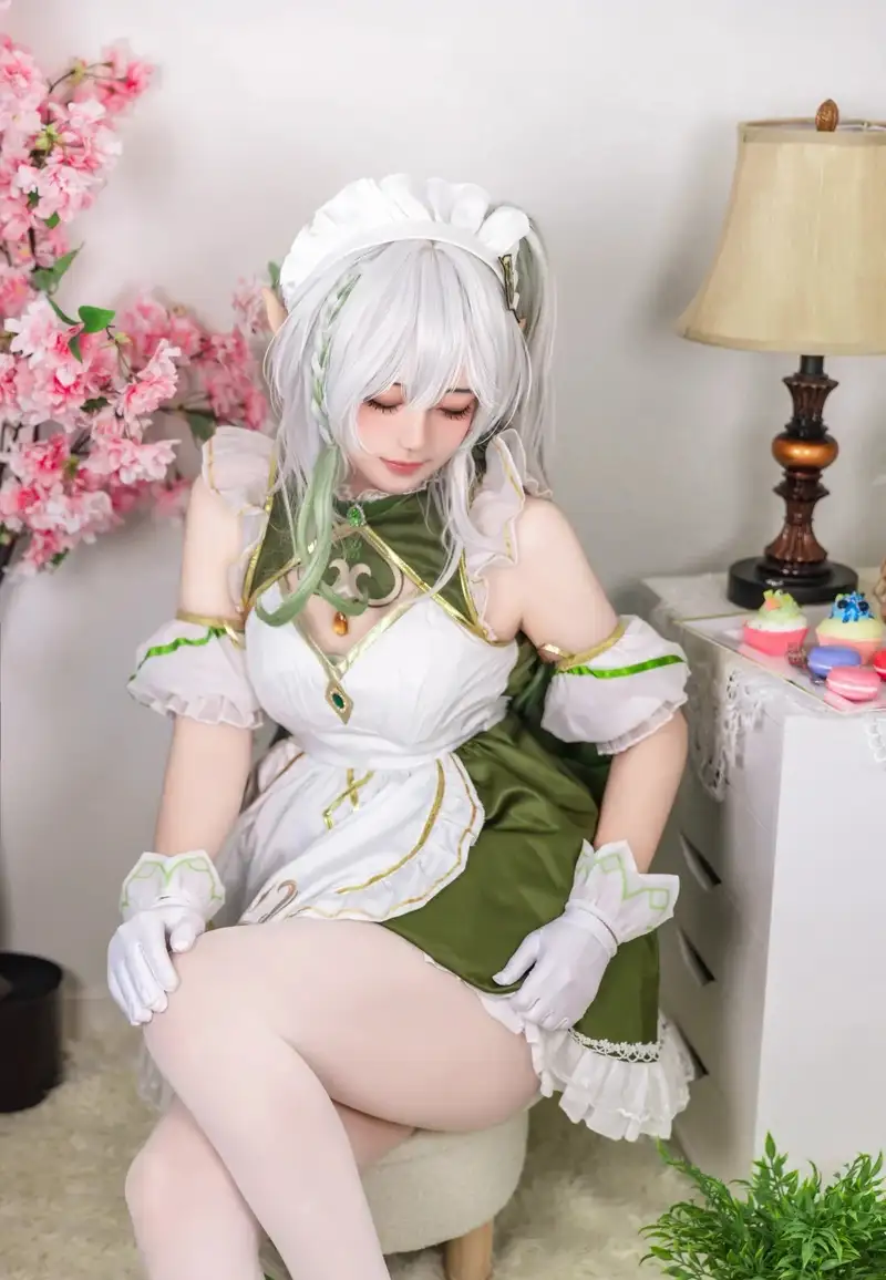 ảnh Nahida cosplay anime đẹp cuốn hút