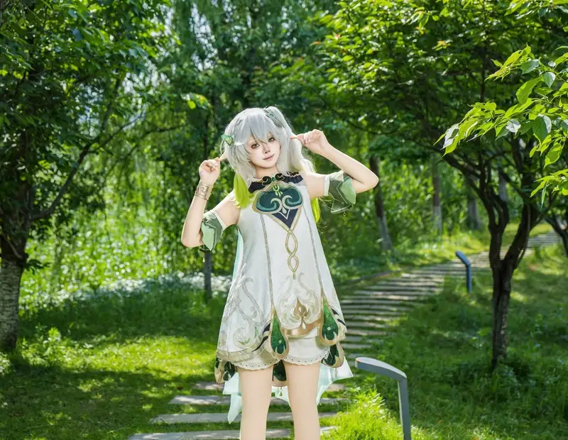 ảnh Nahida cosplay đẹp với tạo hình ấn tượng